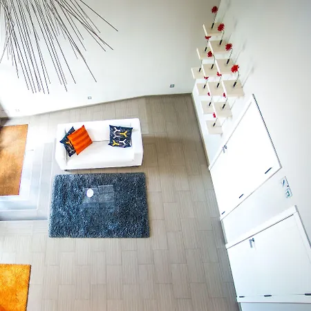 Ona Living Barcelona 4*