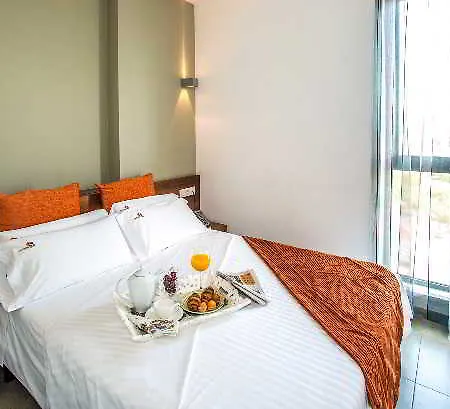 Ona Living Barcelona Aparthotel 4*